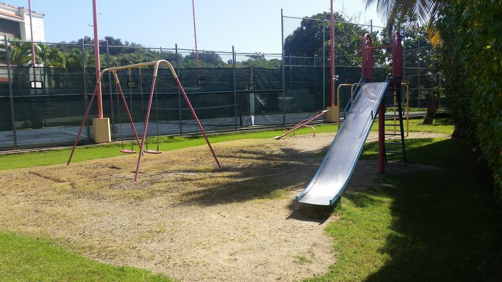Fully Air-Conditioned Beach Front Penthouse Apartment Naguabo Bagian luar foto